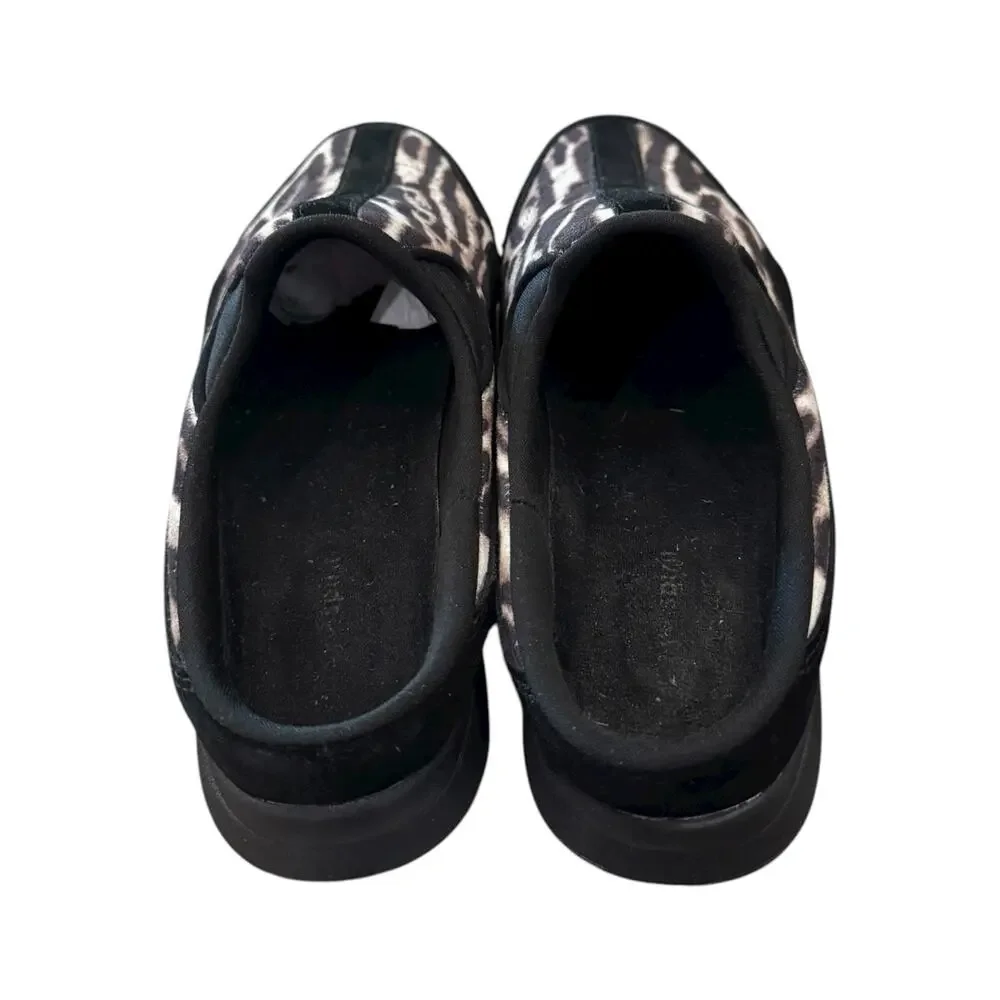 Easy Spirit Traveltime 470 Animal Print Slip On Shoes Women’s 7.5